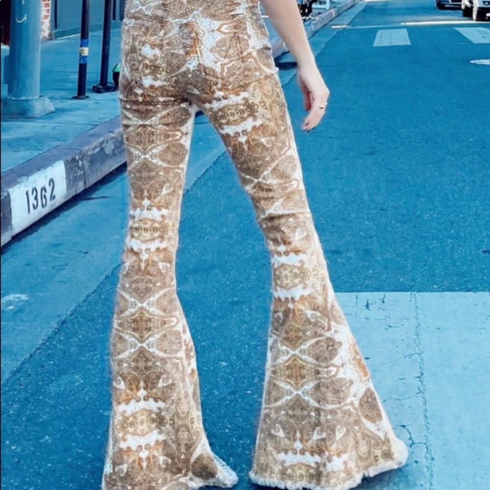 Golden Paisley Bells